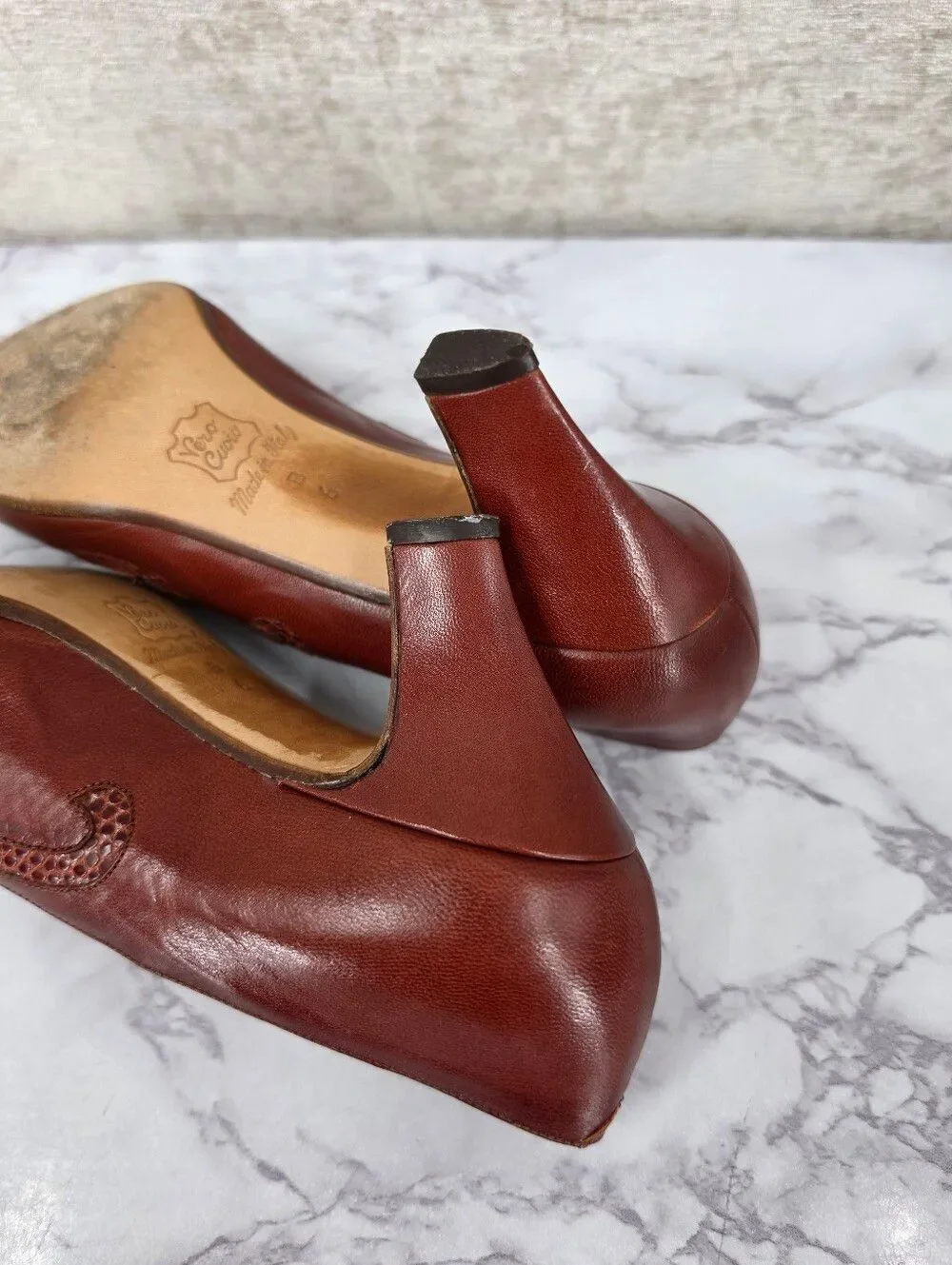 Bottega Veneta Vintage Leather Pumps Heels with Lizard Inset Design